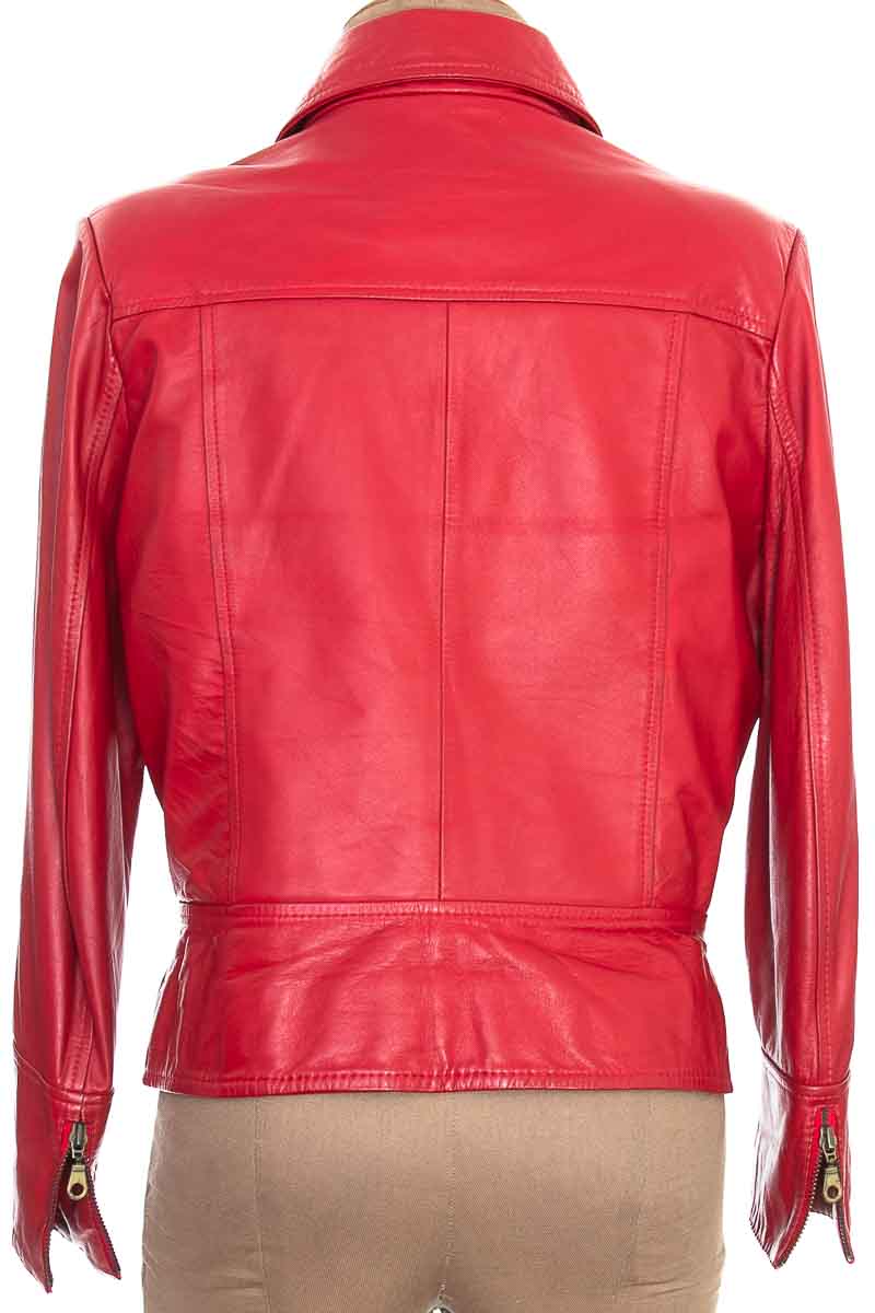 Chaqueta / Abrigo color Rojo - Shappe