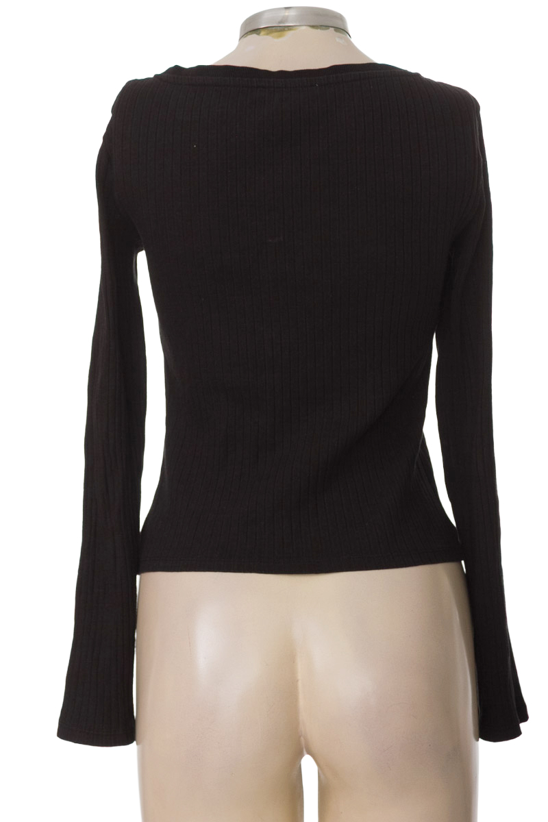 Top / Camiseta color Negro - Zara