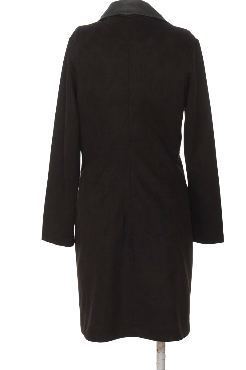 Chaqueta / Abrigo color Negro - Zay