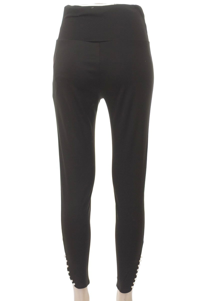 Pantalones color Negro - Closeando