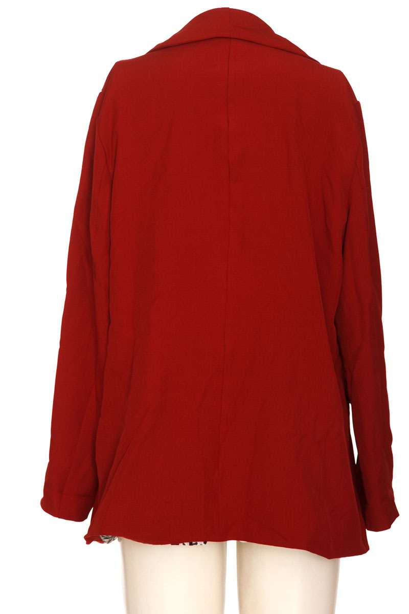 Chaqueta / Abrigo color Rojo - Closeando