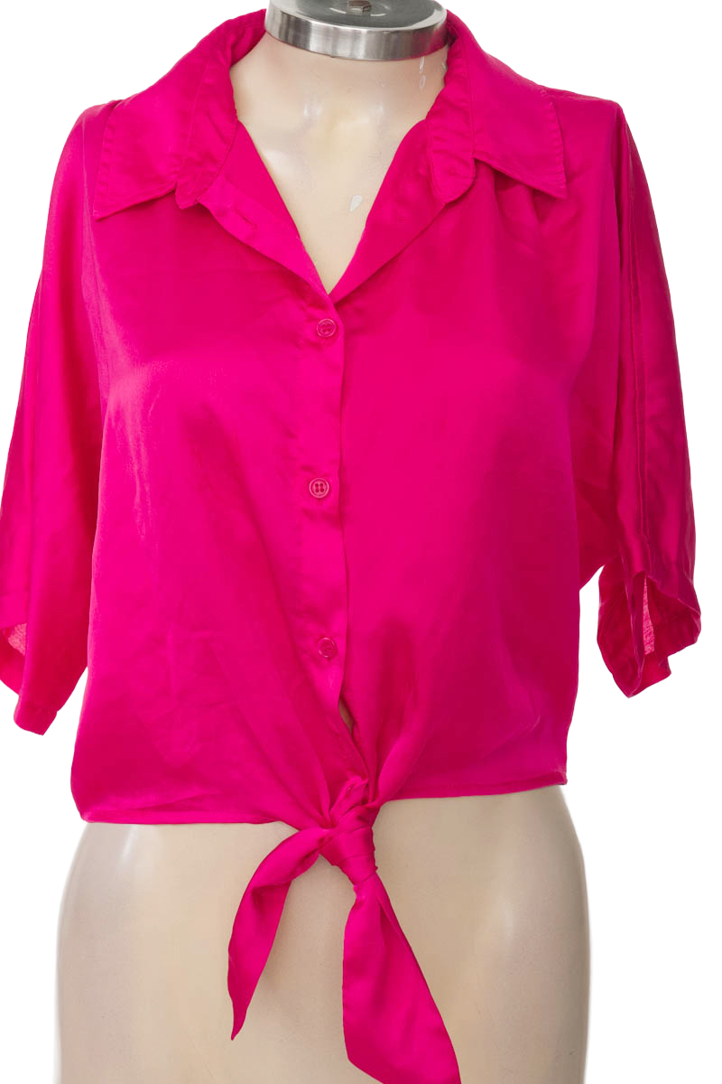 Top / Camiseta color Fucsia - DENIMLAB