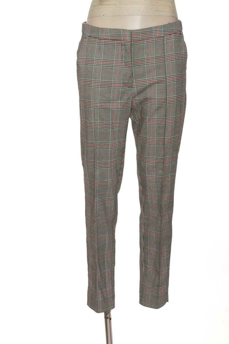 Pantalones color Gris - MNG