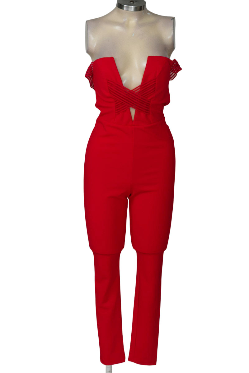 Vestido / Enterizo color Rojo - Luxxel