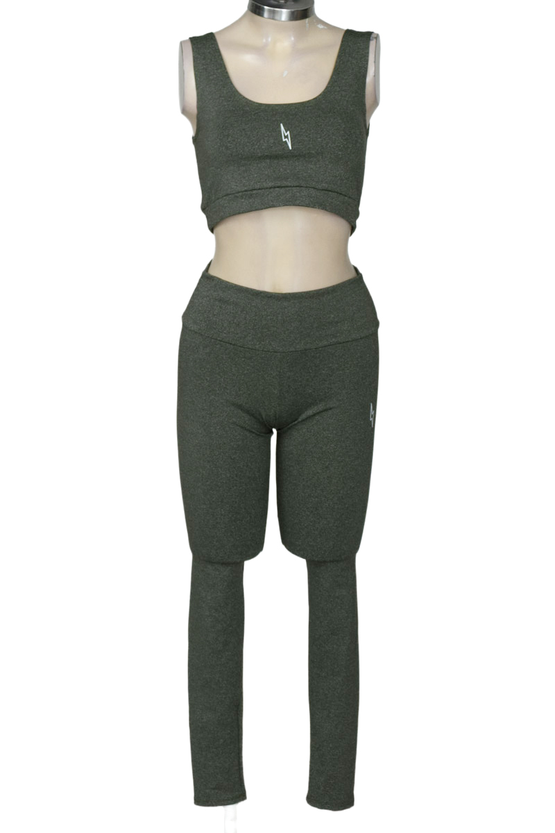 Ropa Deportiva / Salida de Baño color Verde - Zula modas