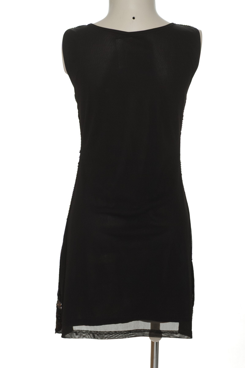 Vestido / Enterizo color Negro - Closeando