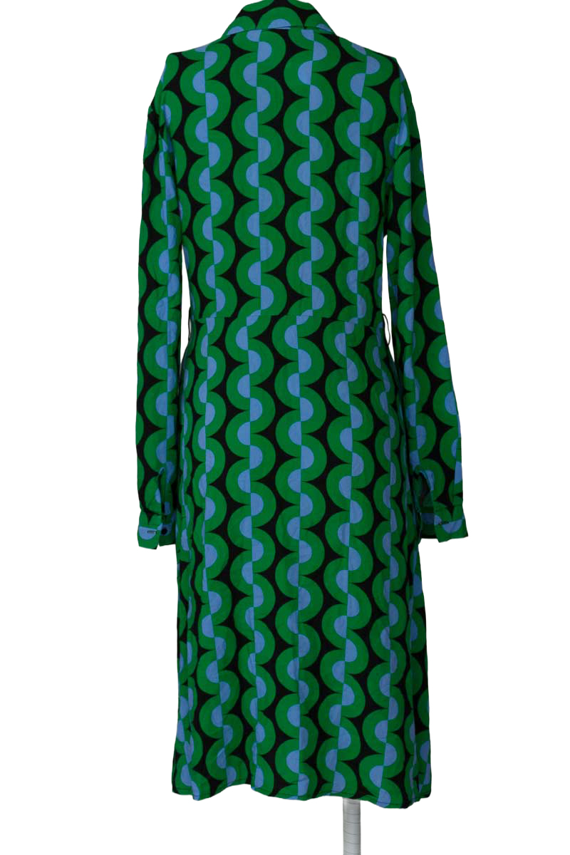 Vestido / Enterizo color Verde - Stradivarius