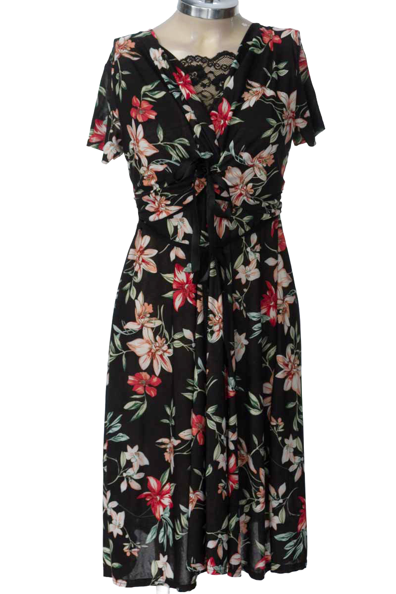 Vestido / Enterizo color Negro - Closeando