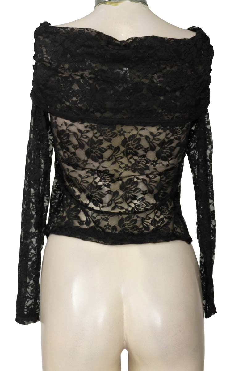 Blusa color Negro - Closeando
