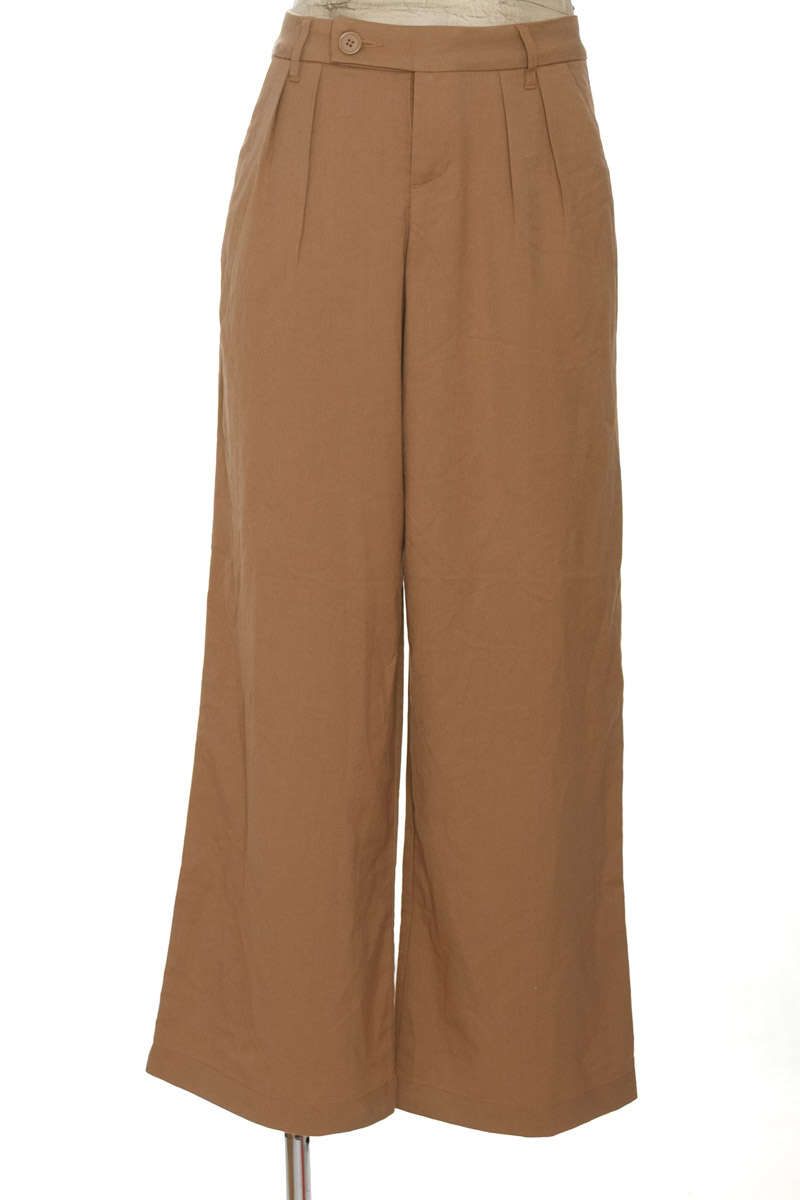 Pantalones color Beige - Divided by H&M