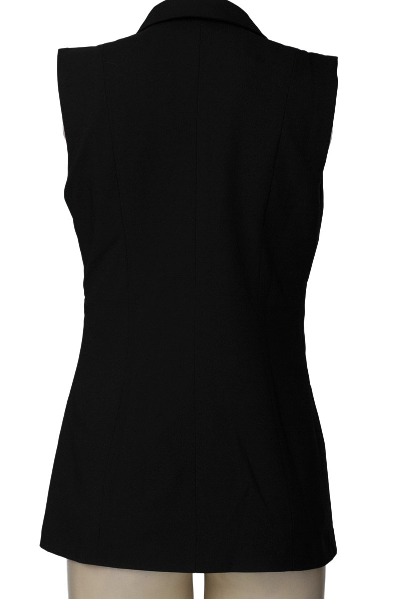 Chaqueta / Abrigo color Negro - Closeando