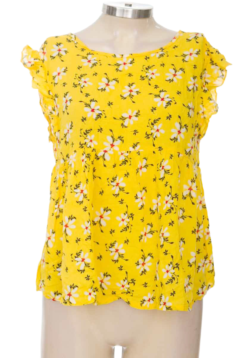 Top / Camiseta color Amarillo - Carmel