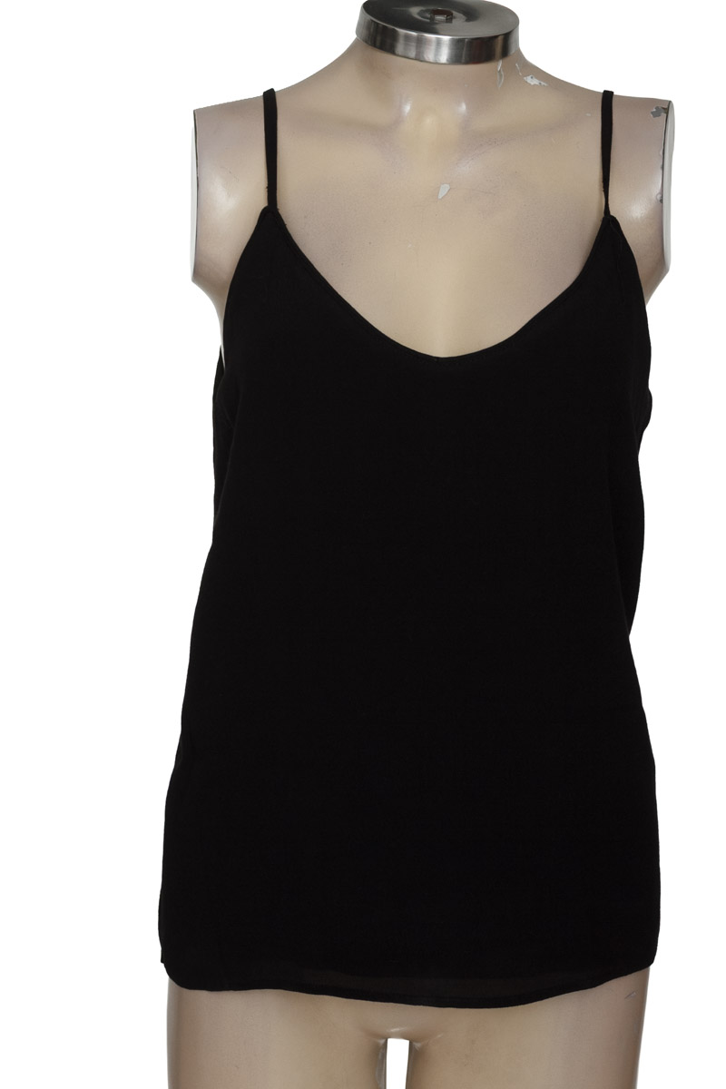 Top / Camiseta color Negro - MNG