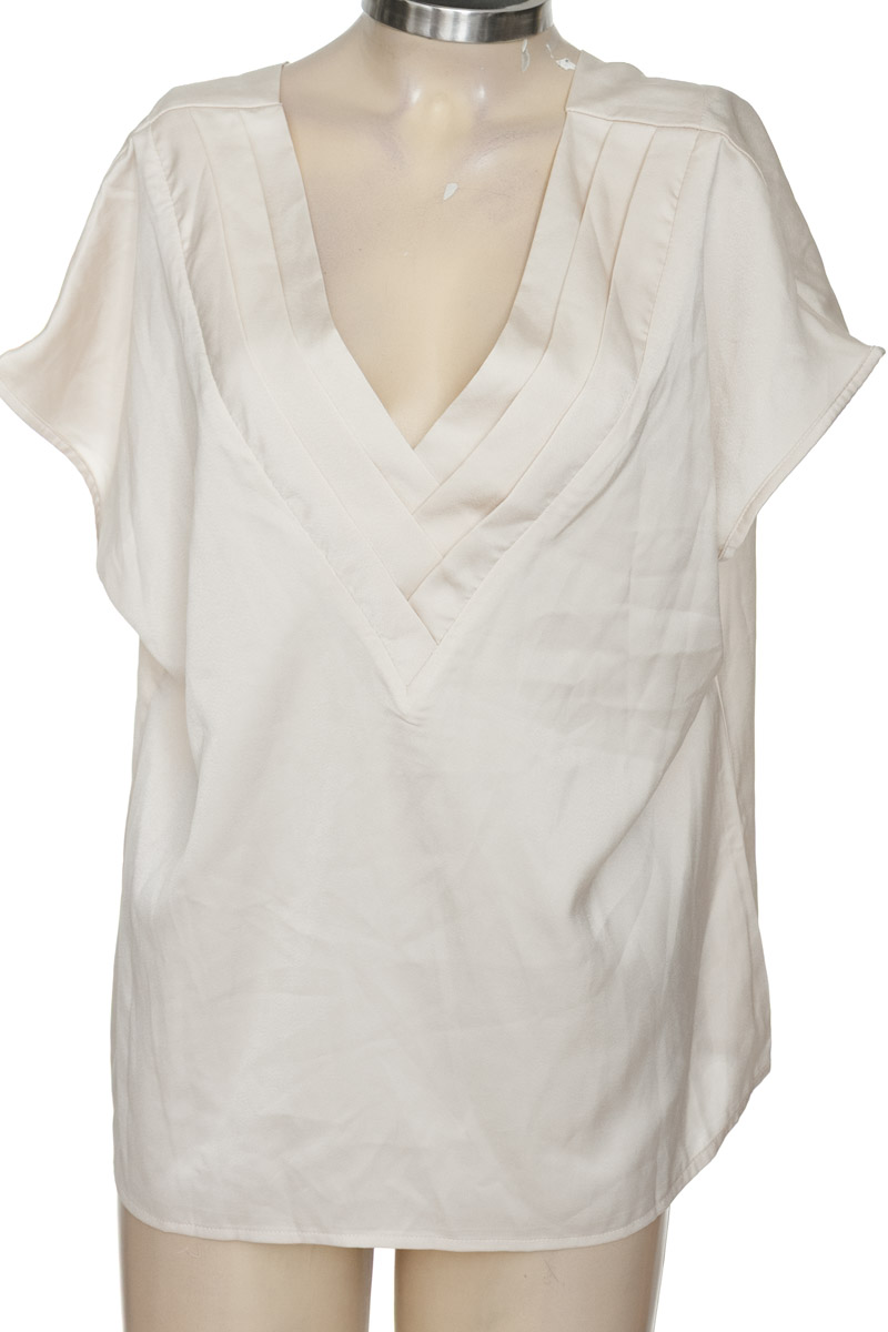 Blusa color Dorado - Closeando