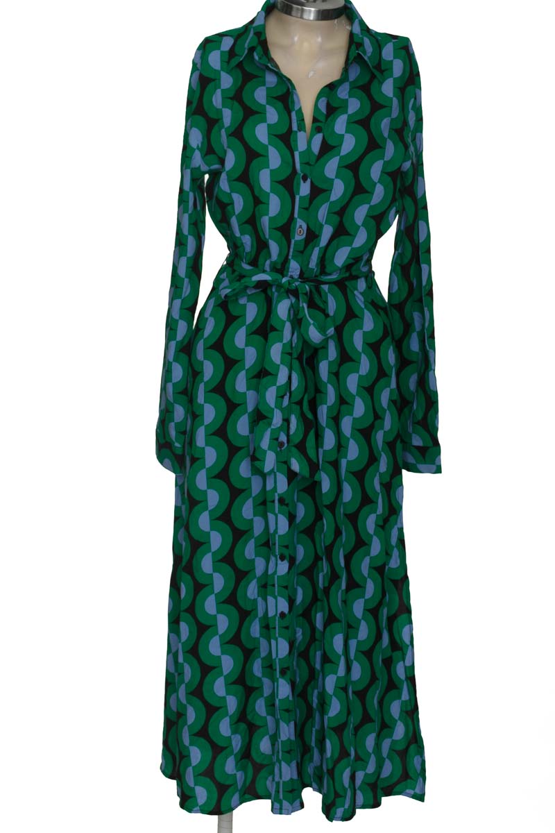 Vestido / Enterizo color Verde - Stradivarius