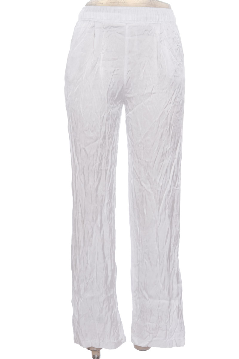 Pantalones color Blanco - Bershka
