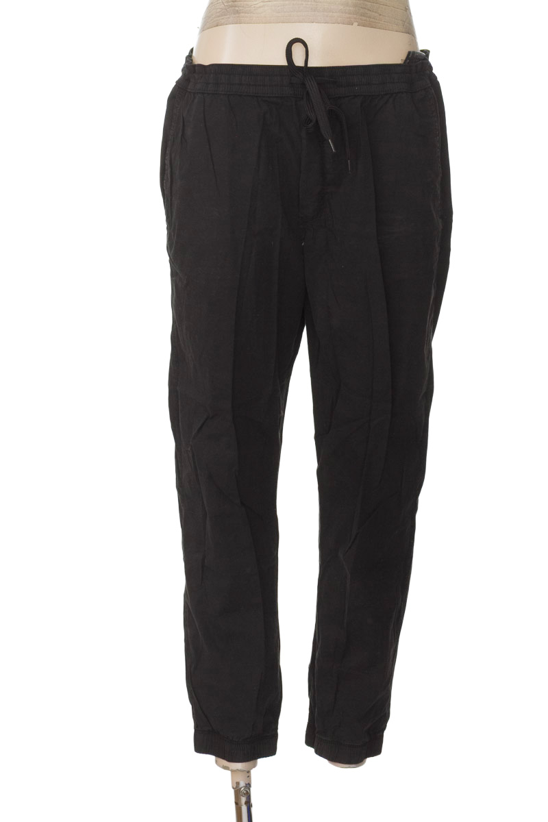 Pantalón color Negro - Zara