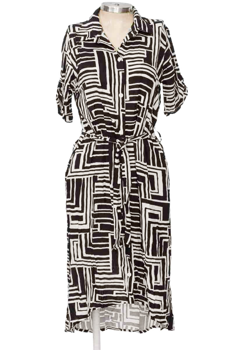 Vestido / Enterizo color Negro - Closeando