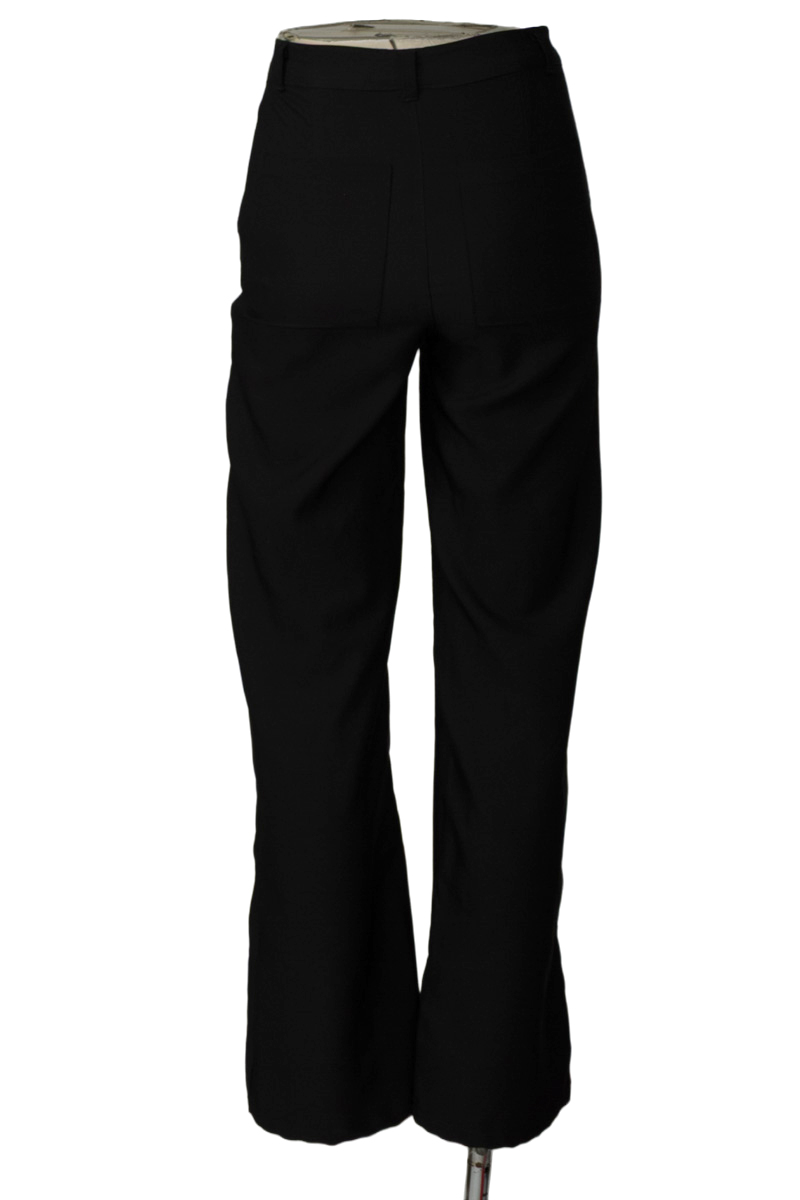 Pantalones color Negro - Closeando