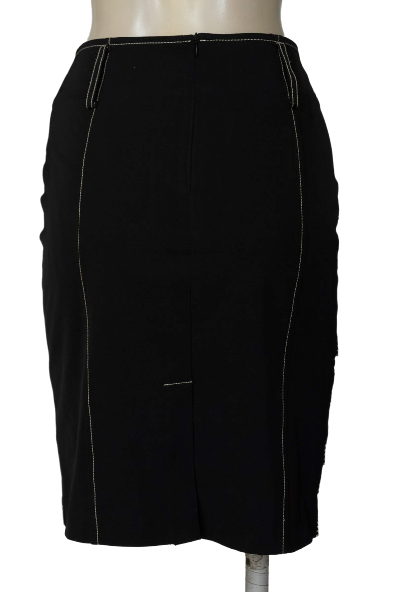 Falda color Negro - Norm