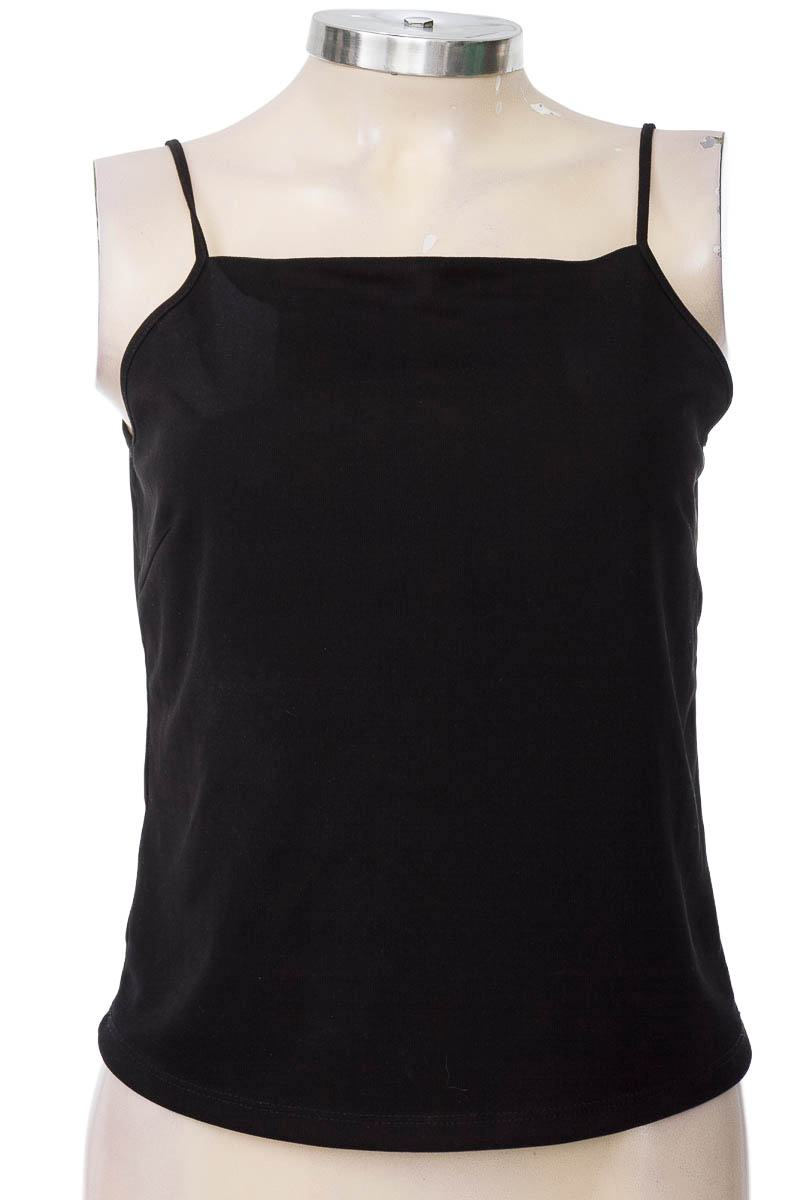 Top / Camiseta color Negro - Arkitect
