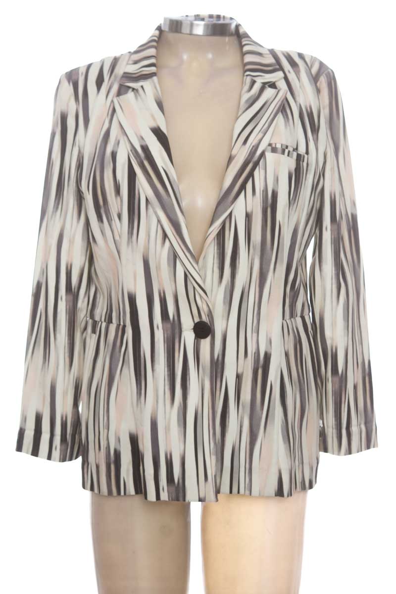 Chaqueta / Abrigo color Beige - Arkitect