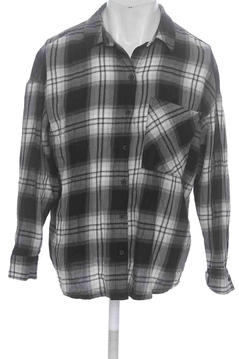 Camisa color Negro - Divided by H&M