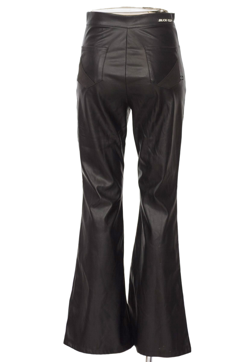 Pantalones color Negro - BLCK CLT
