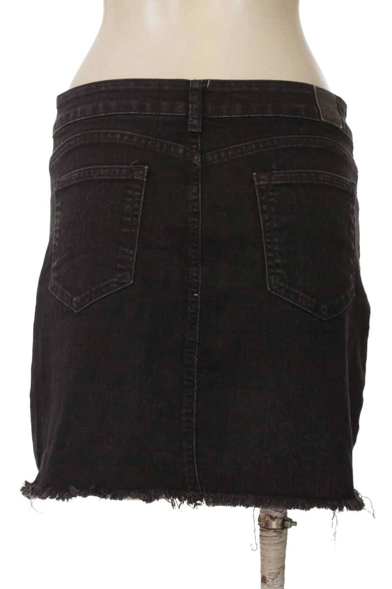 Falda color Negro - Koaj