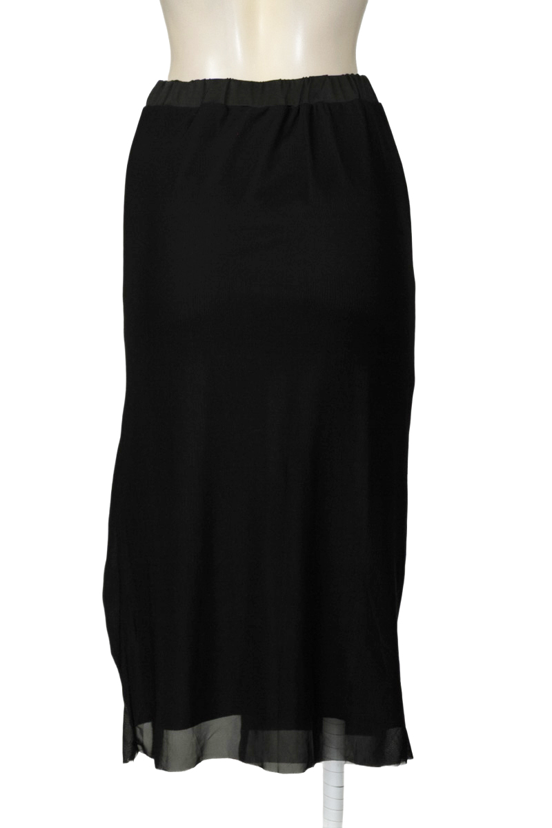 Falda color Negro - Closeando