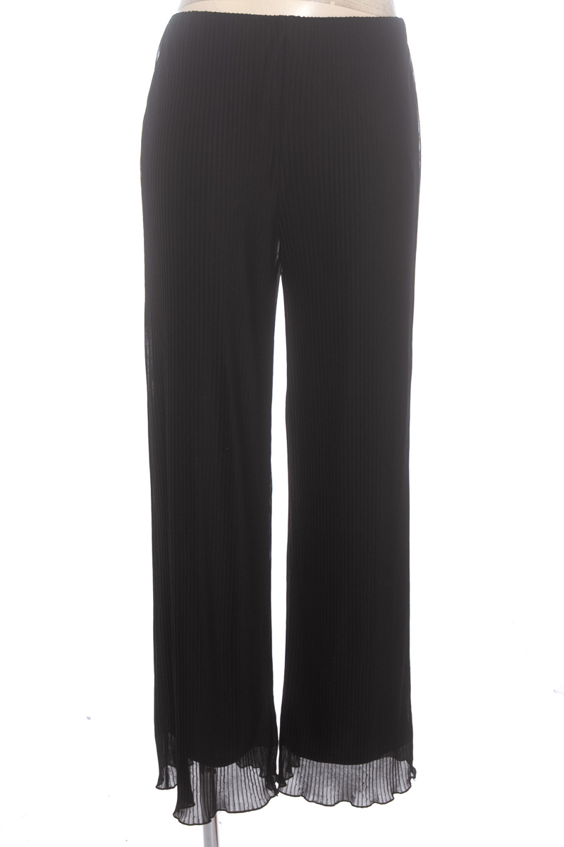 Pantalones color Negro - Zara