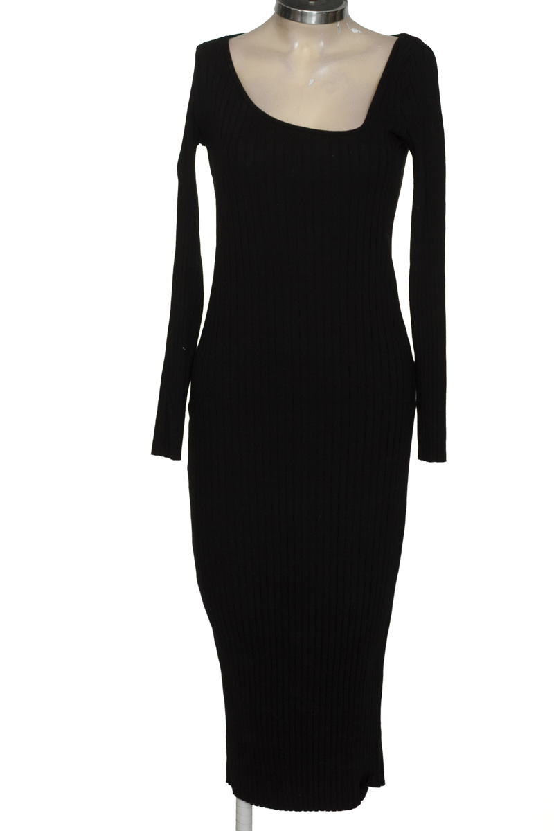 Vestido / Enterizo color Negro - Zara