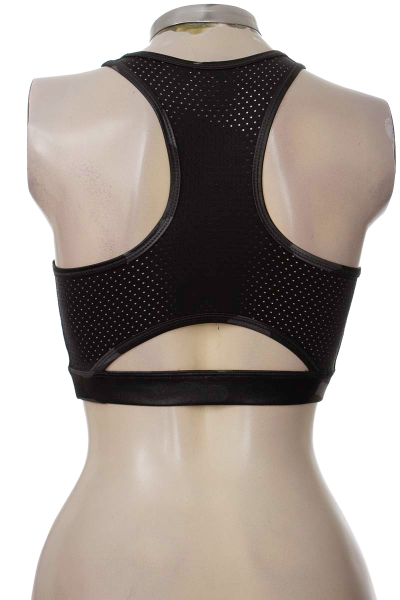 Ropa Deportiva / Salida de Baño color Negro - Nike