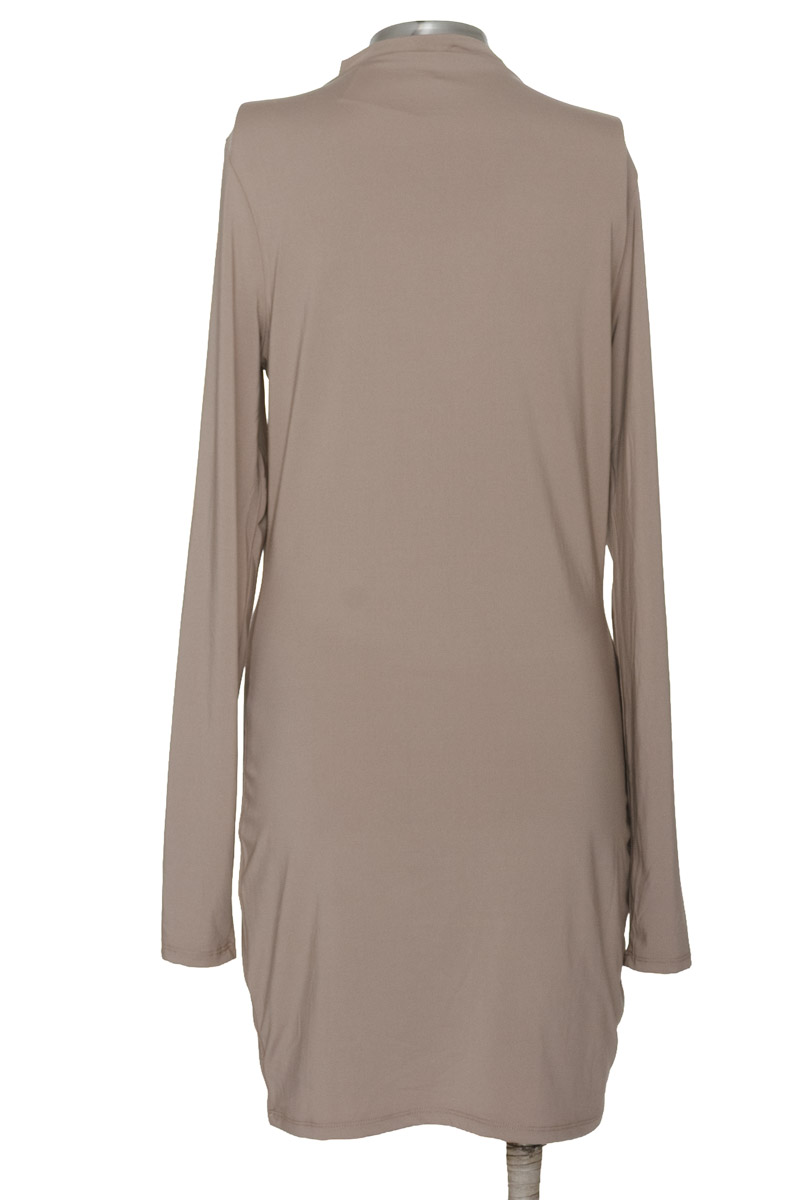 Vestido / Enterizo color Beige - Divided by H&M