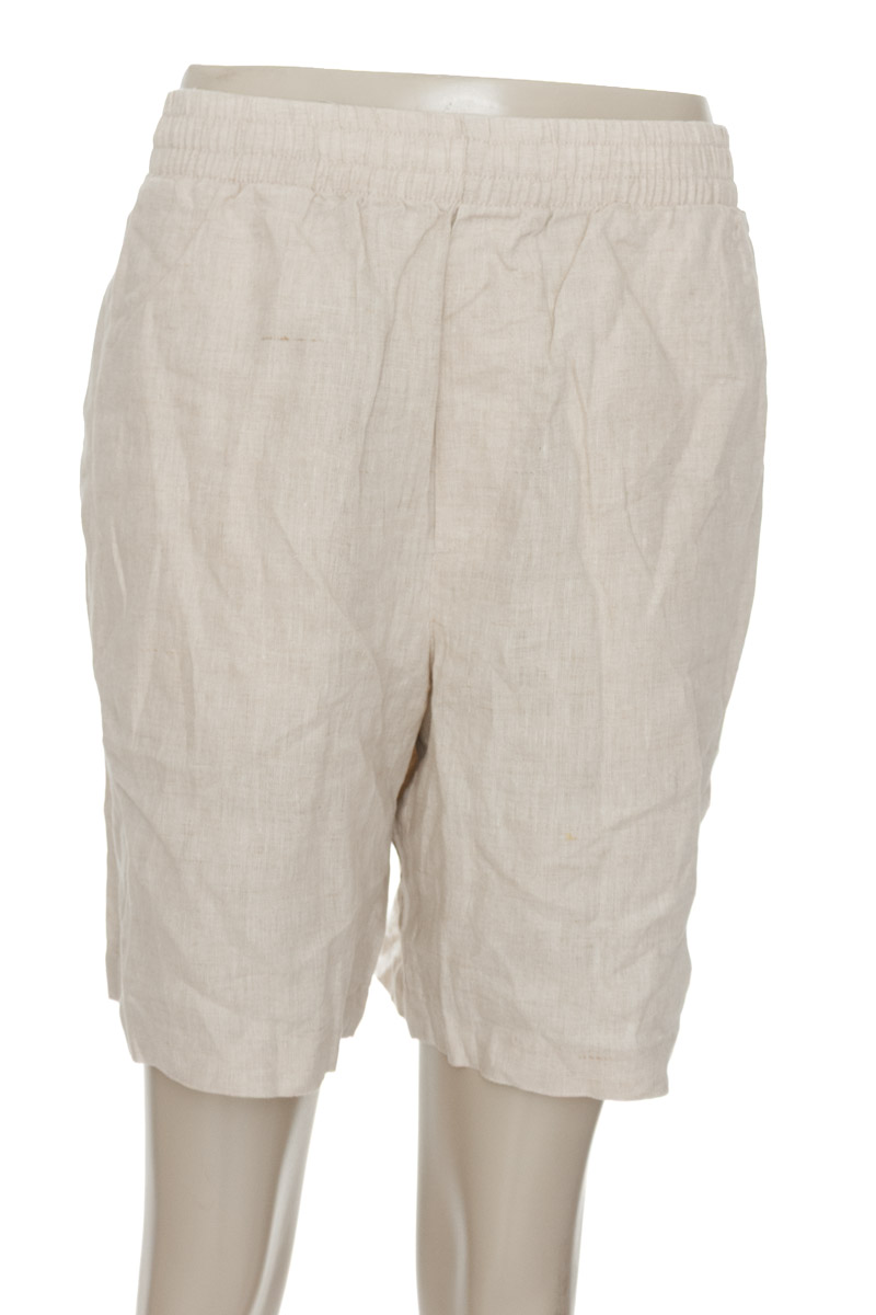 Bermuda - Pantaloneta color Beige - H&M