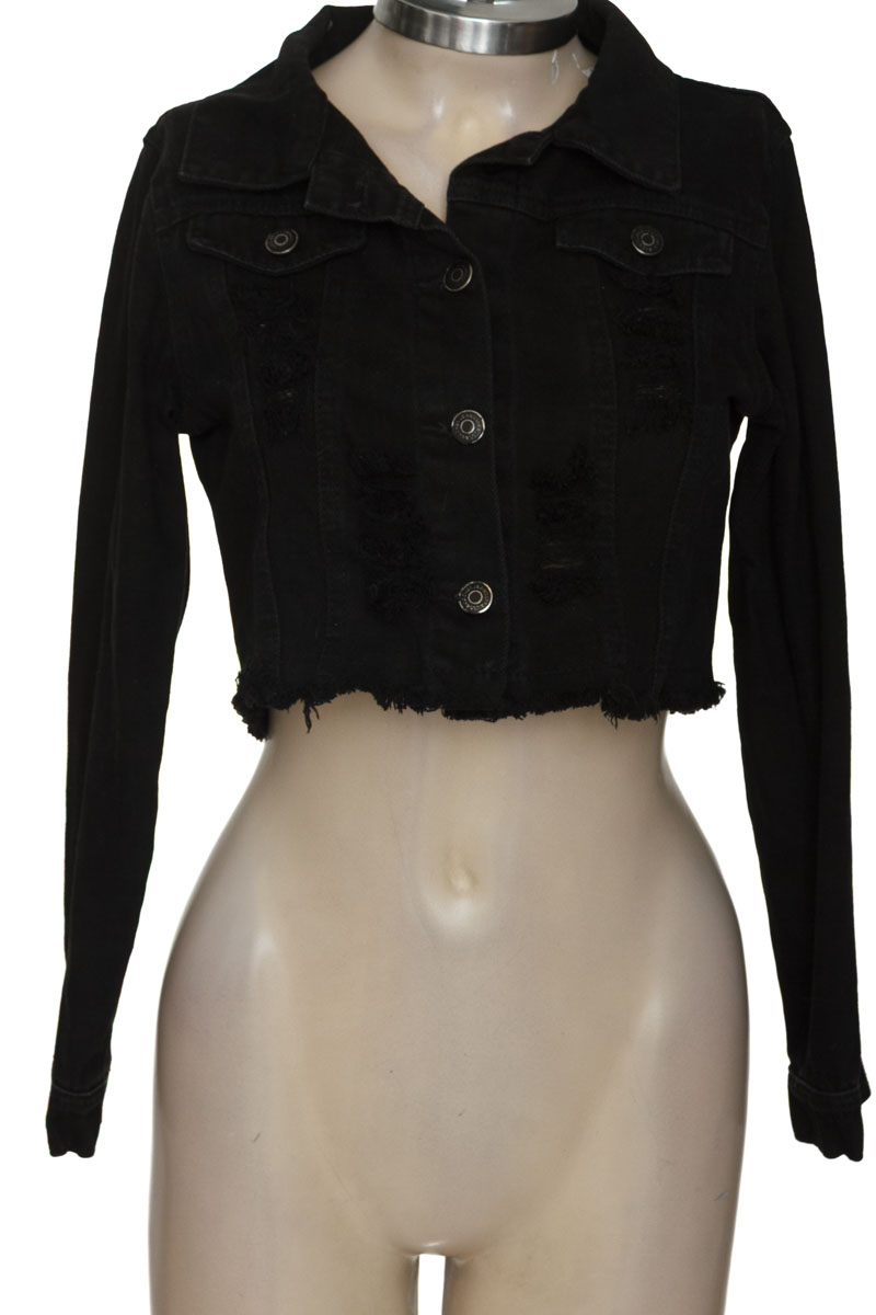Chaqueta / Abrigo color Negro - Closeando