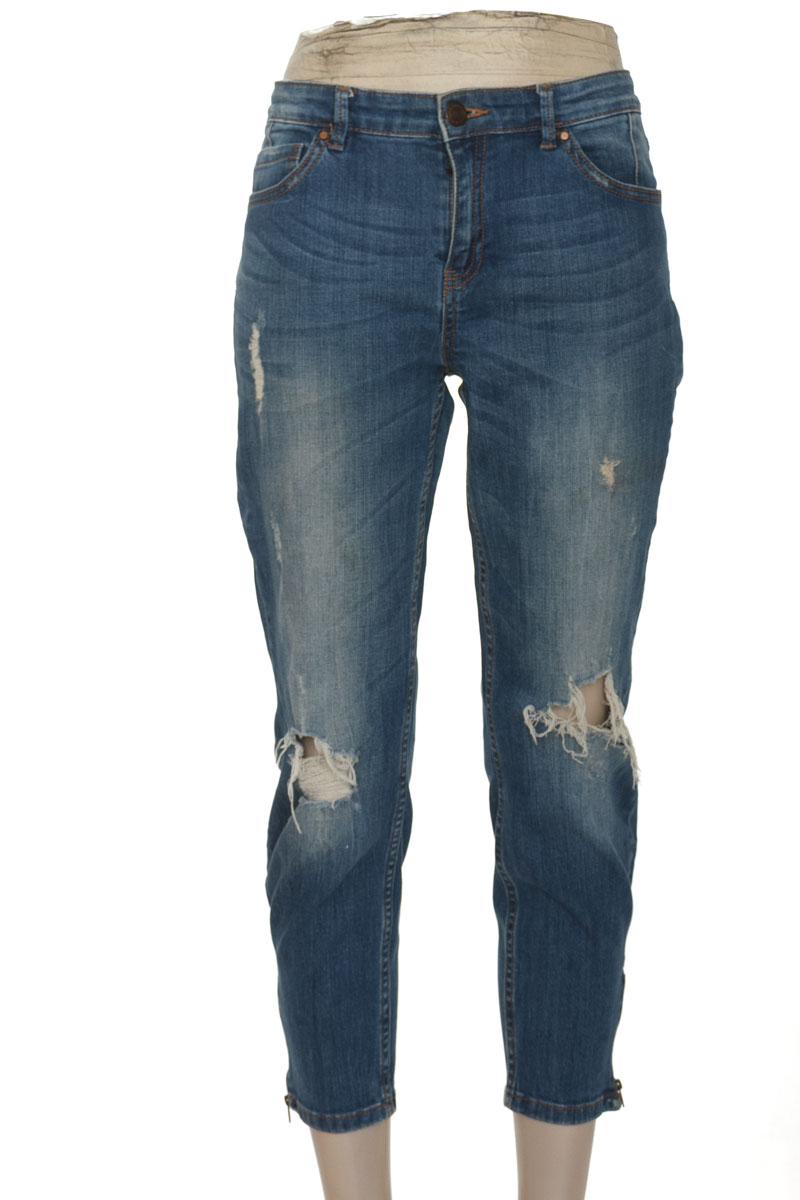 Pantalones color Azul - Stradivarius