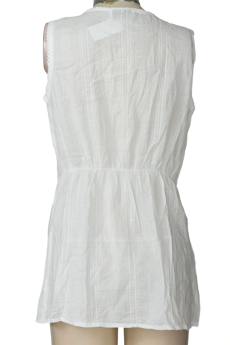 Top / Camiseta color Blanco - Essence