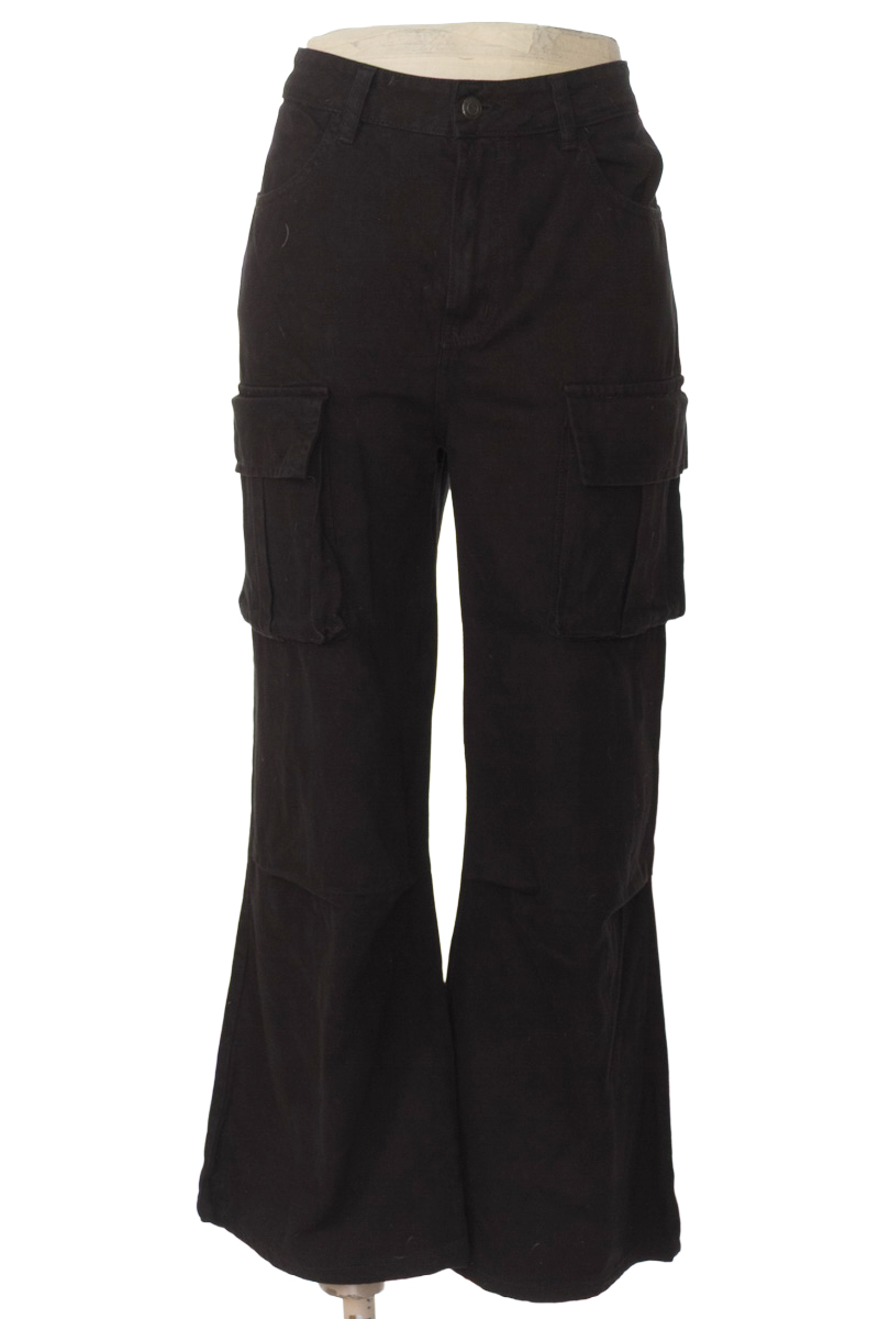 Pantalones color Negro - Basement