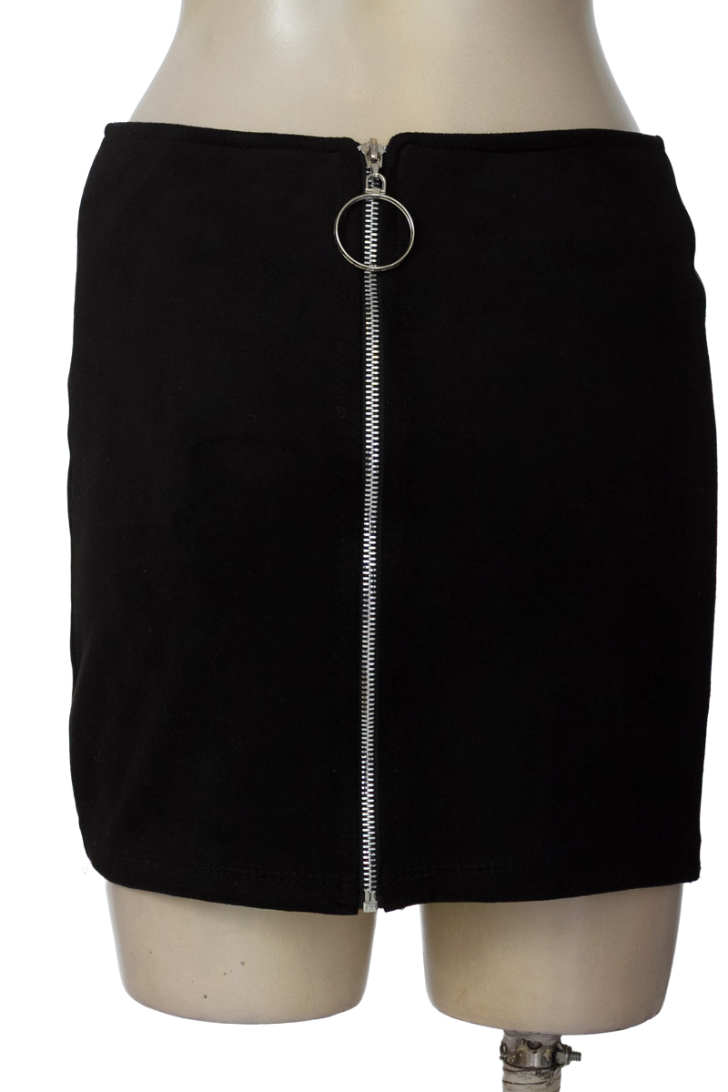 Falda color Negro - Closeando
