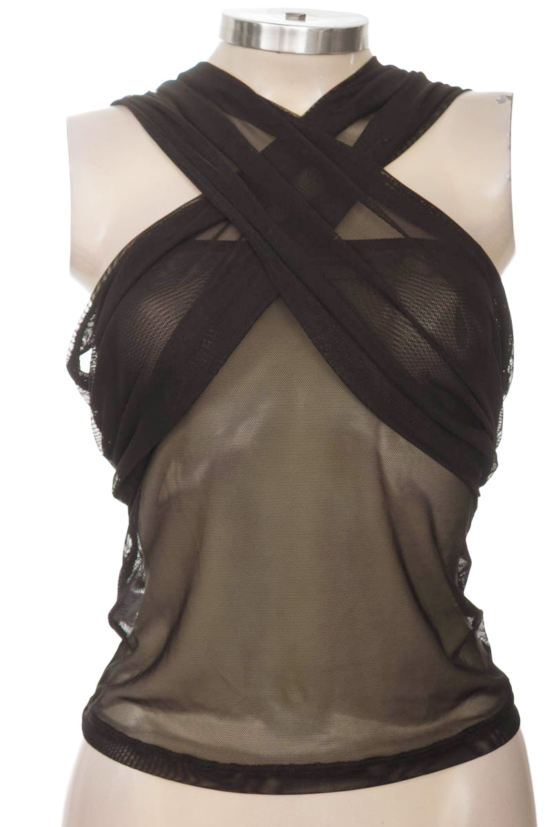 Top / Camiseta color Negro - Leonisa