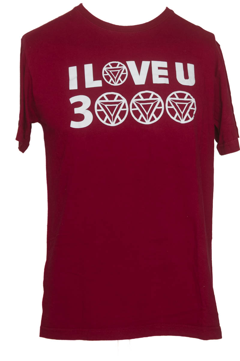 Camiseta color Vinotinto - Closeando