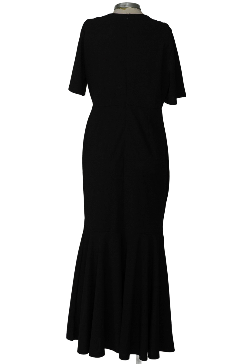 Vestido / Enterizo color Negro - Closeando