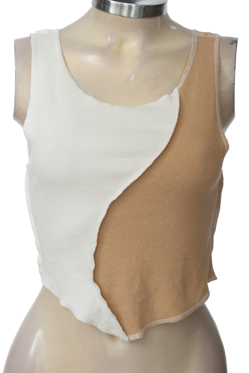 Top / Camiseta color Beige - Forever 21