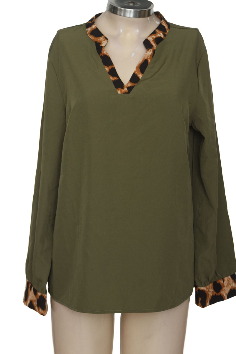 Blusa color Verde - Closeando