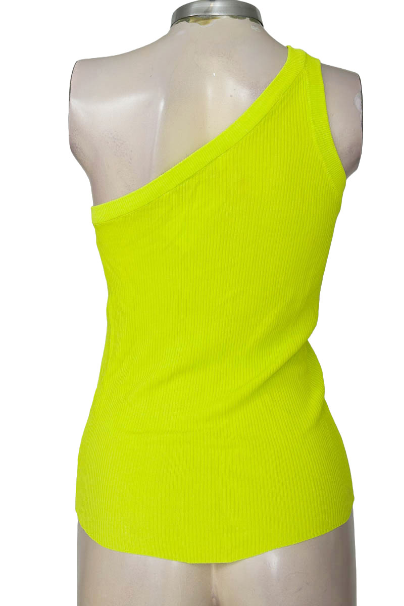 Top / Camiseta color Verde - Zara