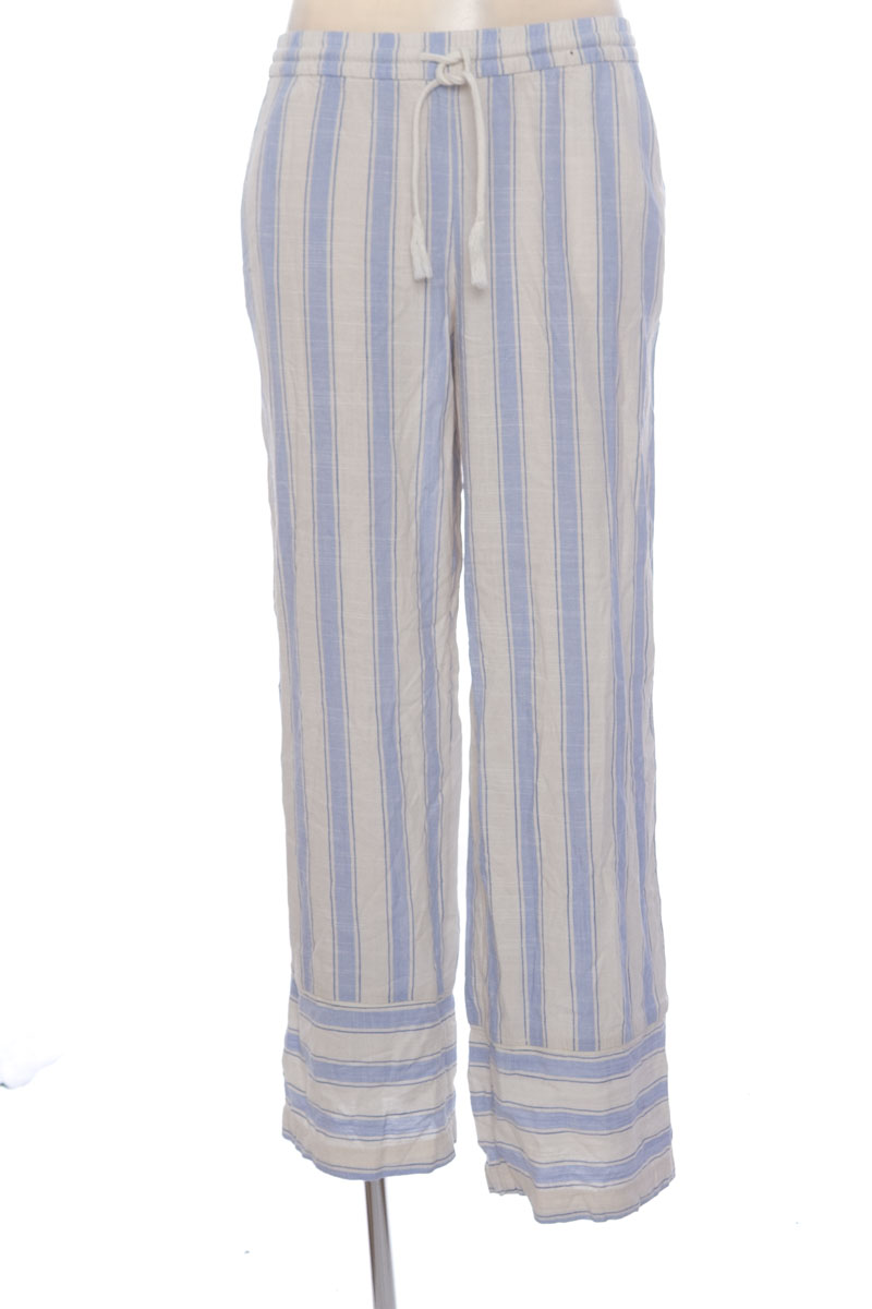 Pantalones color Beige - Divided by H&M