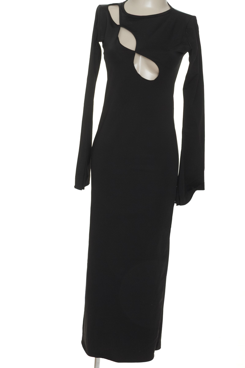 Vestido / Enterizo color Negro - Closeando