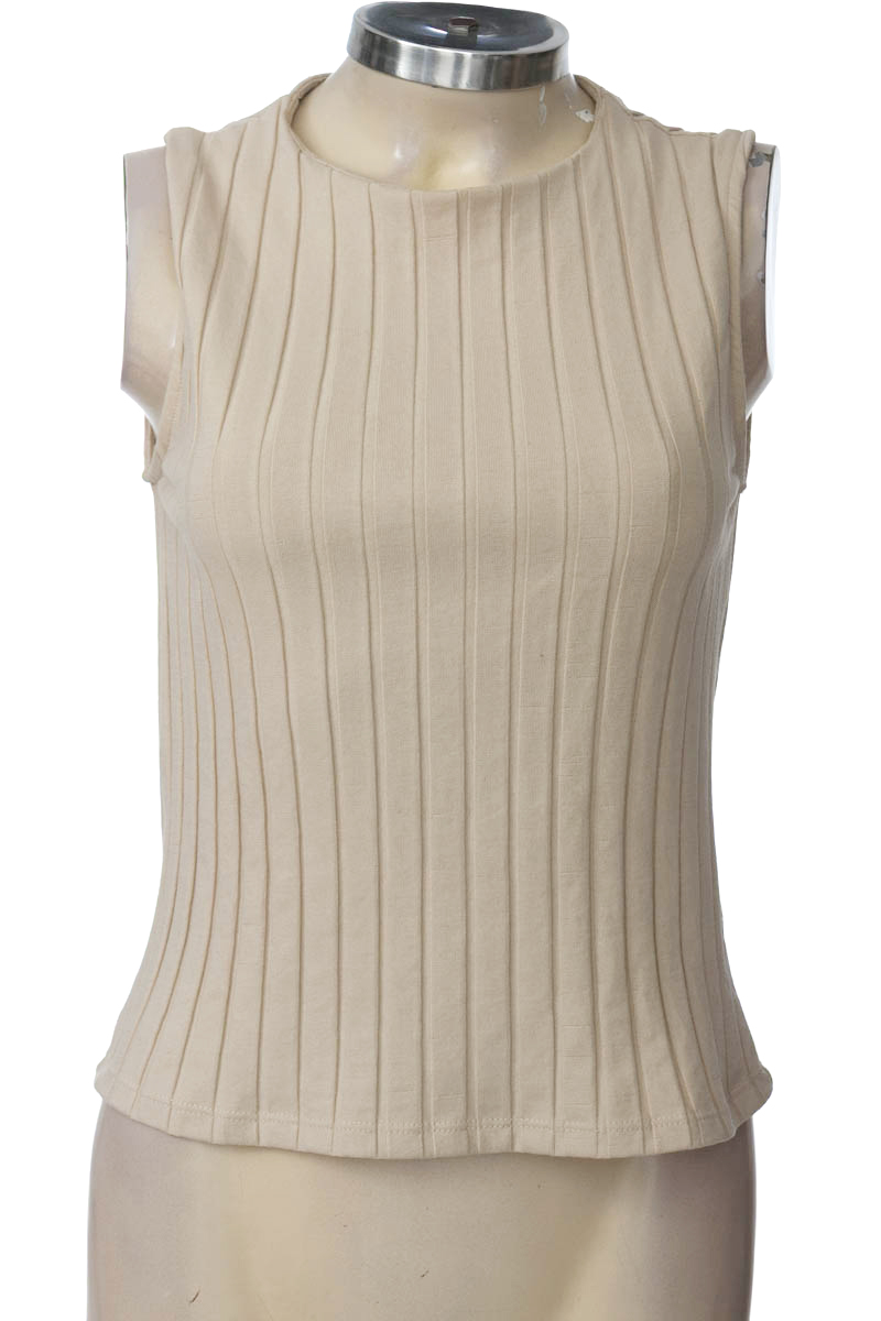 Top / Camiseta color Beige - University Club