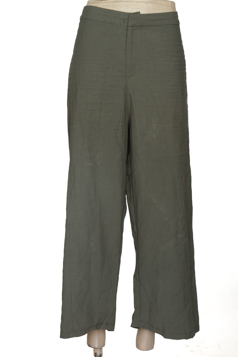 Pantalones color Verde - Arturo Calle